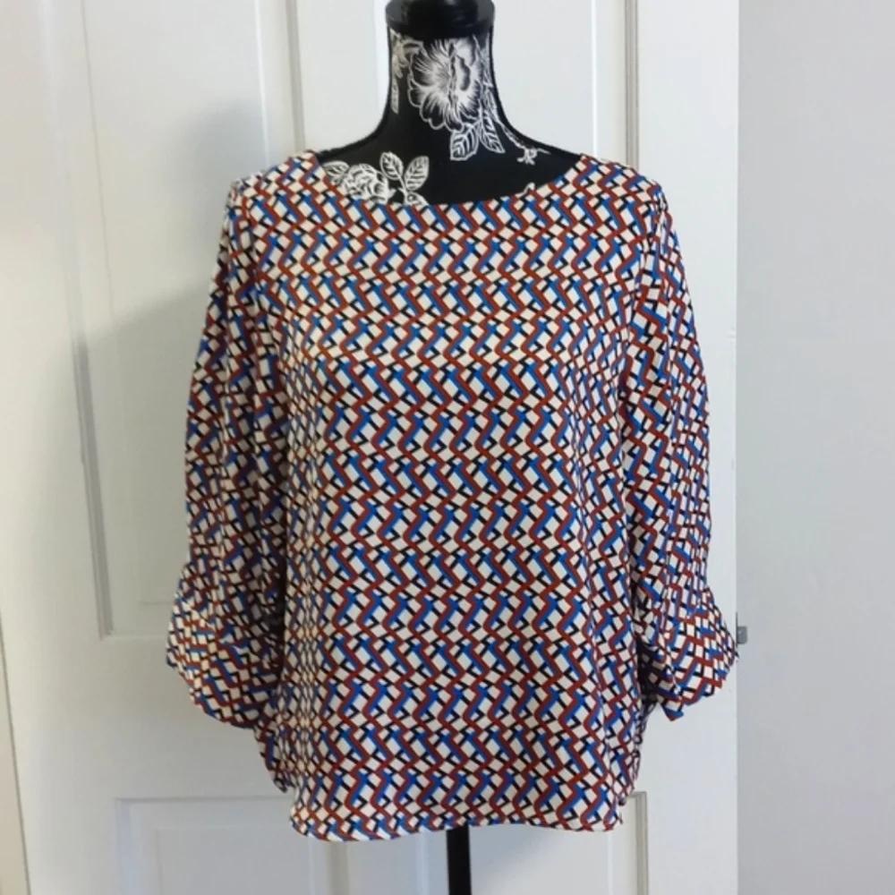 💙T Tahari💙 - Geometric Top - Picture 1 of 16